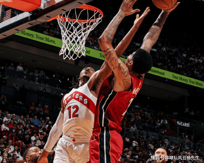 包含猛龙客场取胜，小卡复出砍下全队最高分助球队胜出的词条